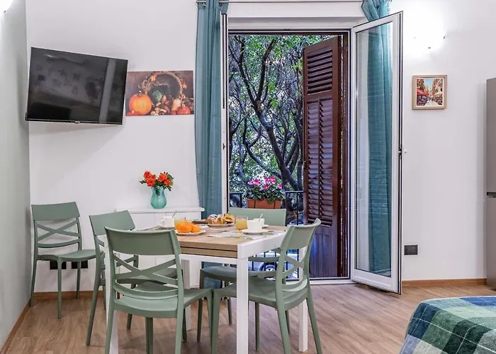 Ballaria Apartment *