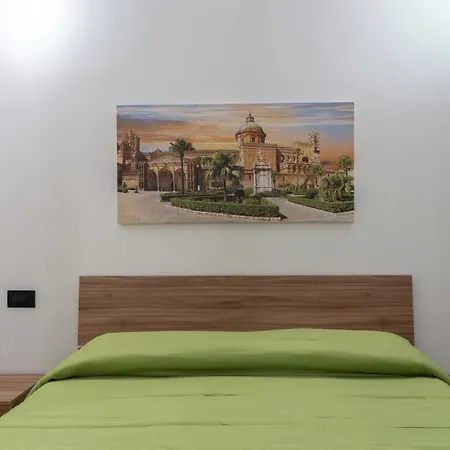 Apartment Ballaria *