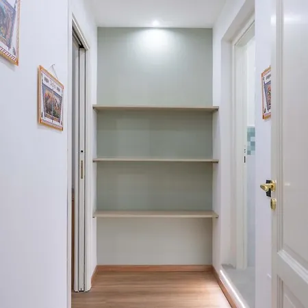 Ballaria Apartment *
