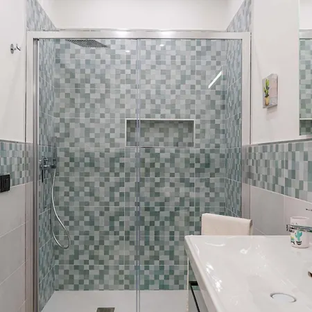 Ballaria Apartment